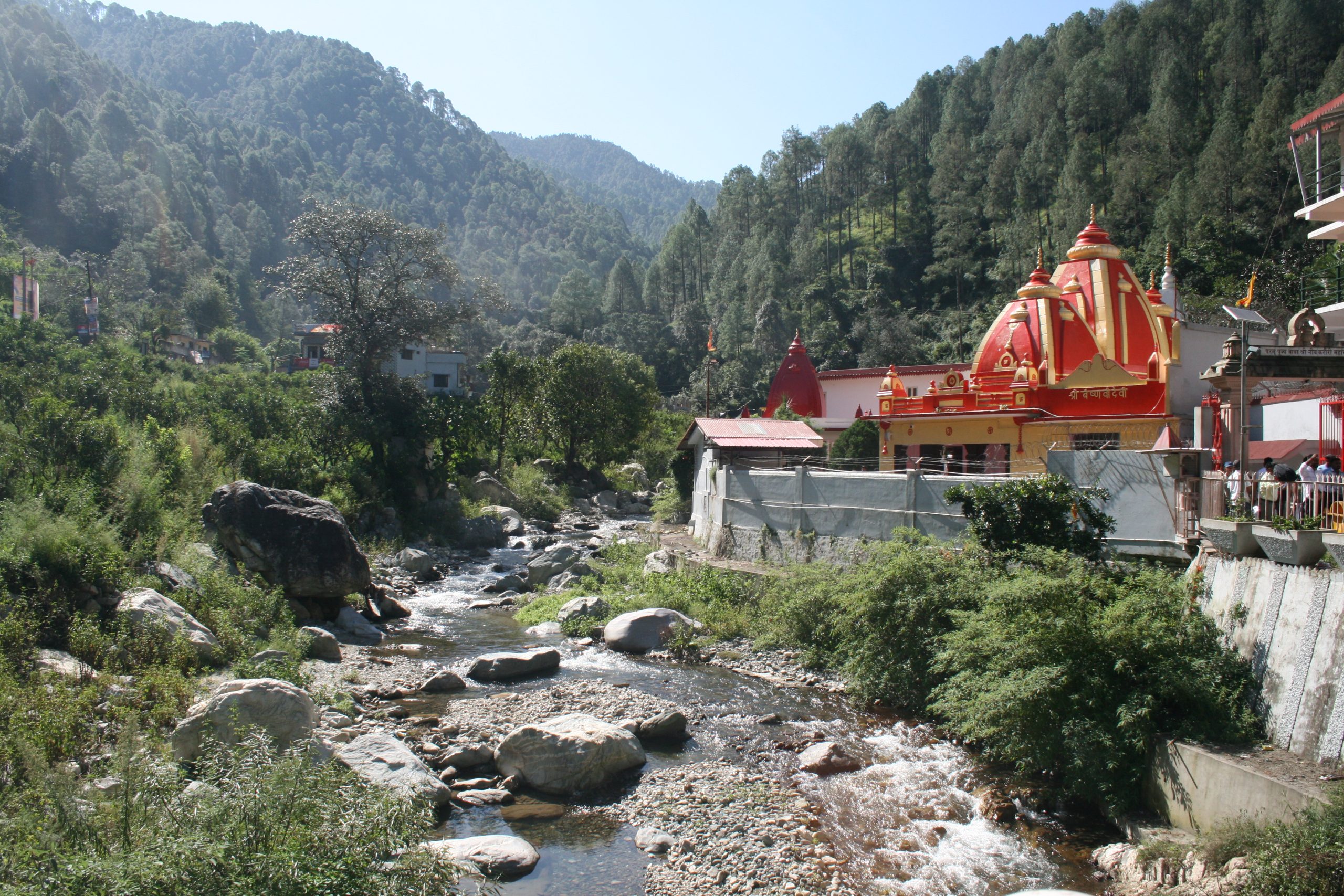 कैची धाम: घर लौटने का एहसास