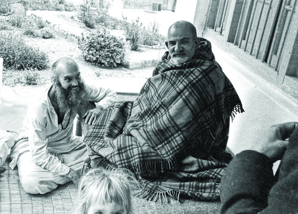 गुरु और शिक्षा को अलग देखना